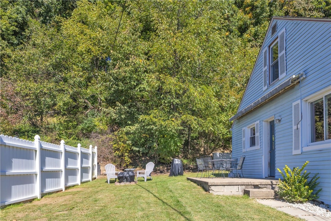 136 N Hazen Ave., Ellwood City, PA 16117 VIDEO: https://www.youtube.com/shorts/EyNXZ0D25U8