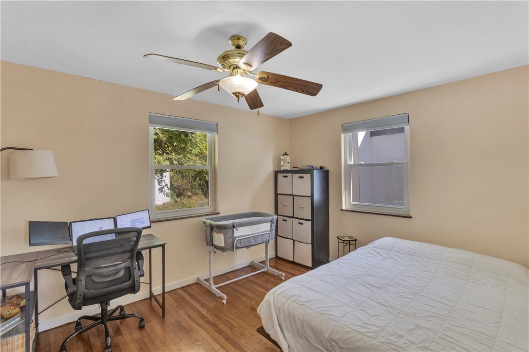 136 N Hazen Ave., Ellwood City, PA 16117 VIDEO: https://www.youtube.com/shorts/UCuXJB5CAL8