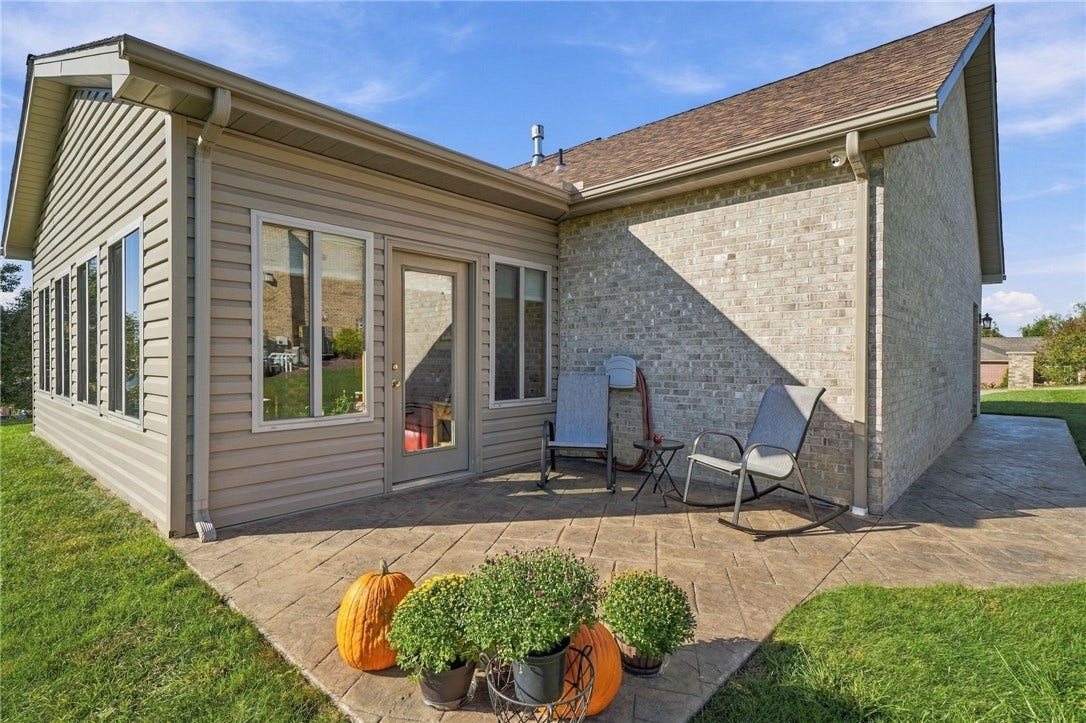 512 Birchwood Ct, Latrobe, PA 15650 512 Birchwood Ct, Latrobe, PA 15650