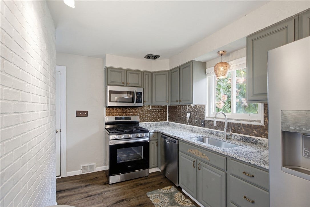 1630 Old Brodhead Rd, Monaca, PA 15061