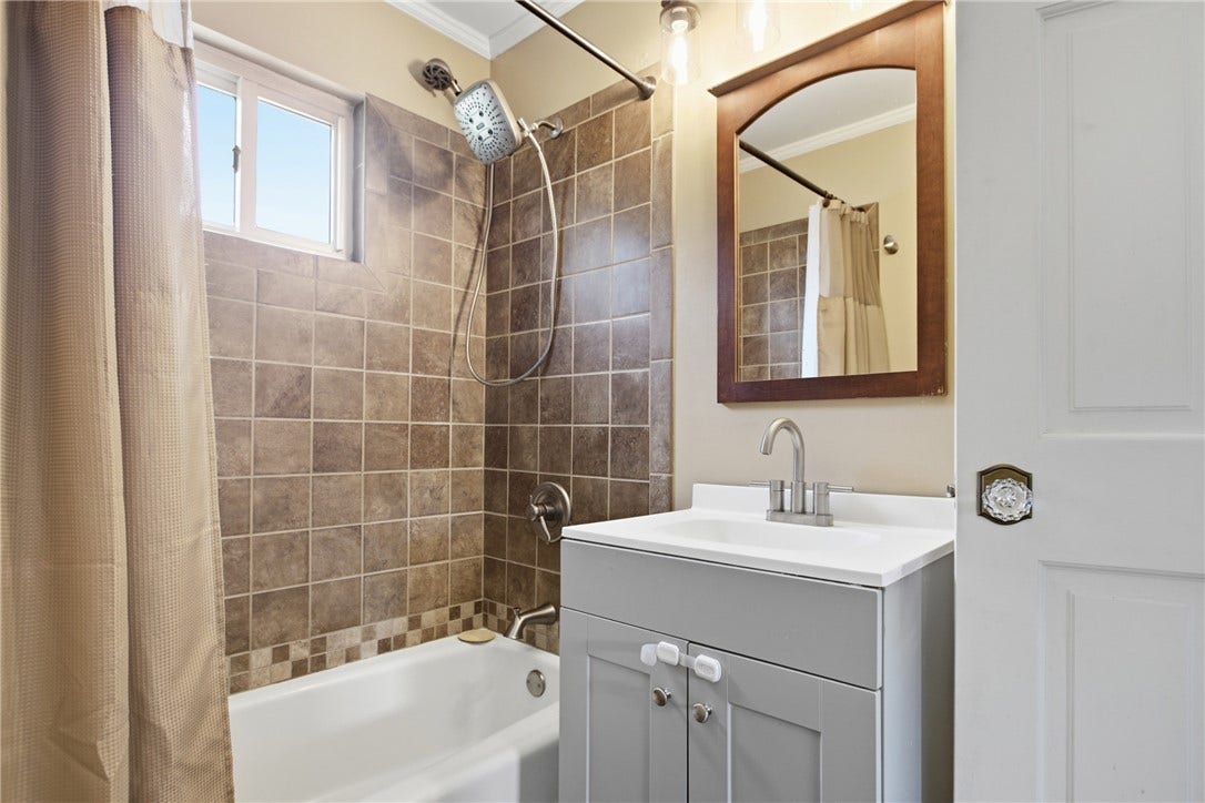 1630 Old Brodhead Rd, Monaca, PA 15061