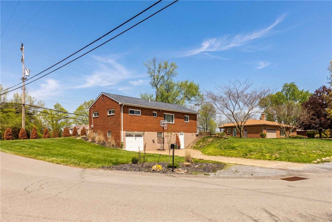 1630 Old Brodhead Rd, Monaca, PA 15061