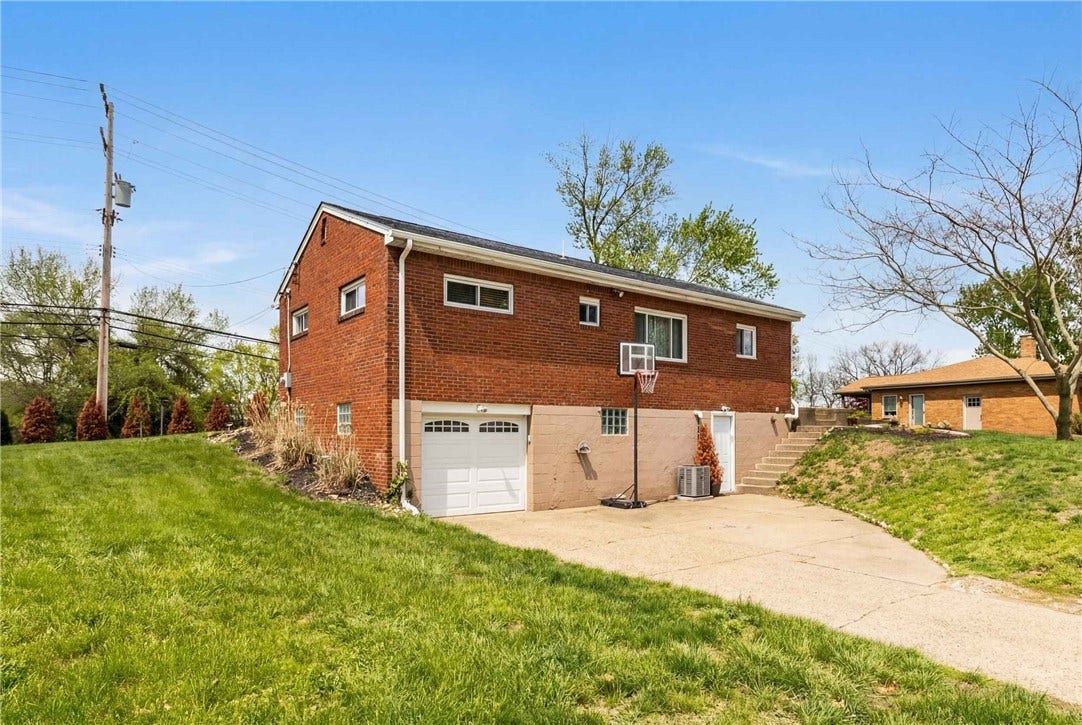1630 Old Brodhead Rd, Monaca, PA 15061