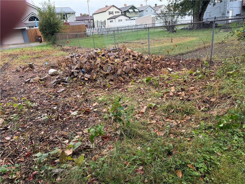 611 Washington Ave, Monaca, PA 15061