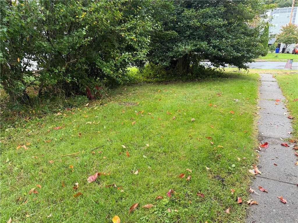 611 Washington Ave, Monaca, PA 15061