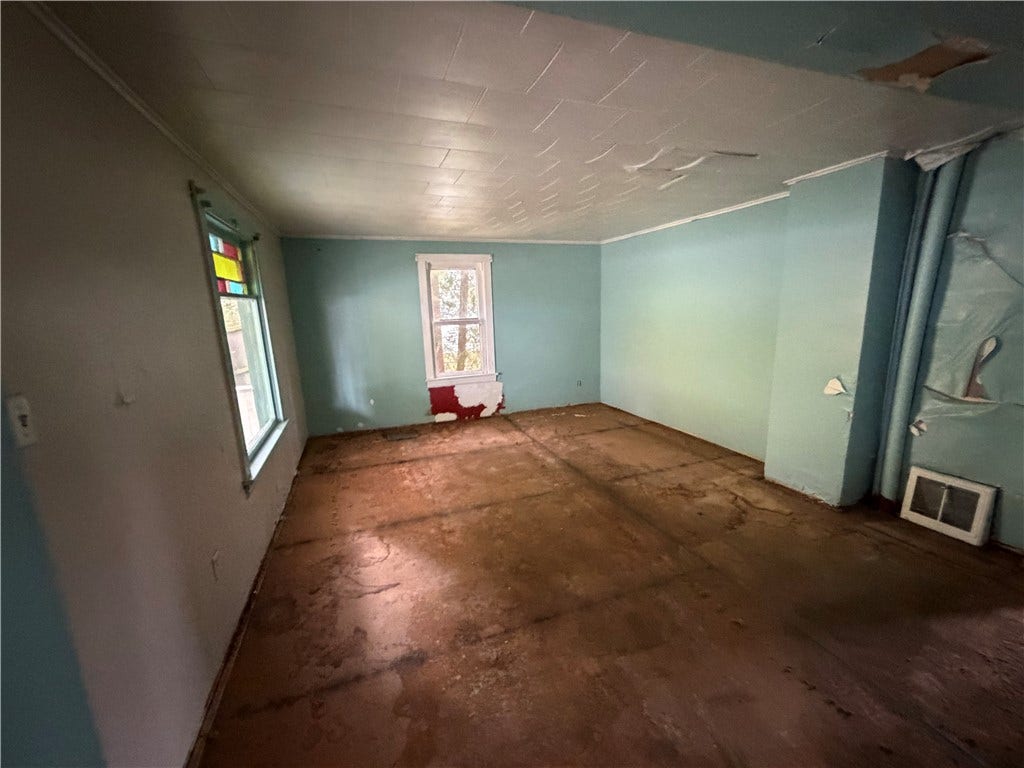 351 Purchase Line Road, Dixonville, PA 15734