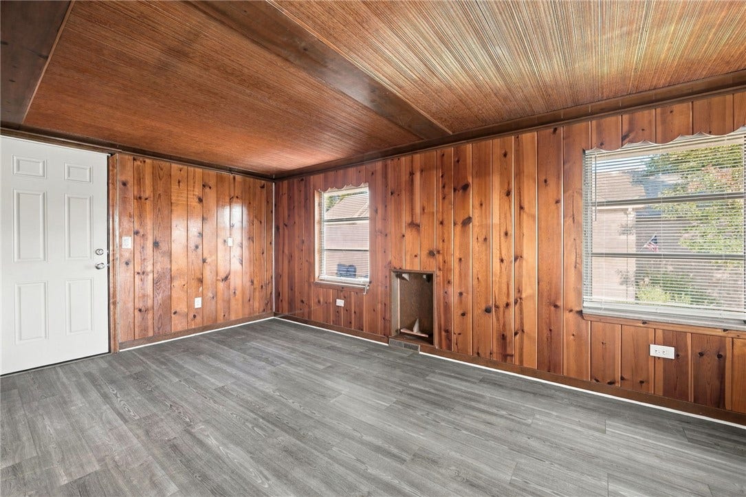 118 MARZOLF ROAD EXT, Pittsburgh, PA 15209