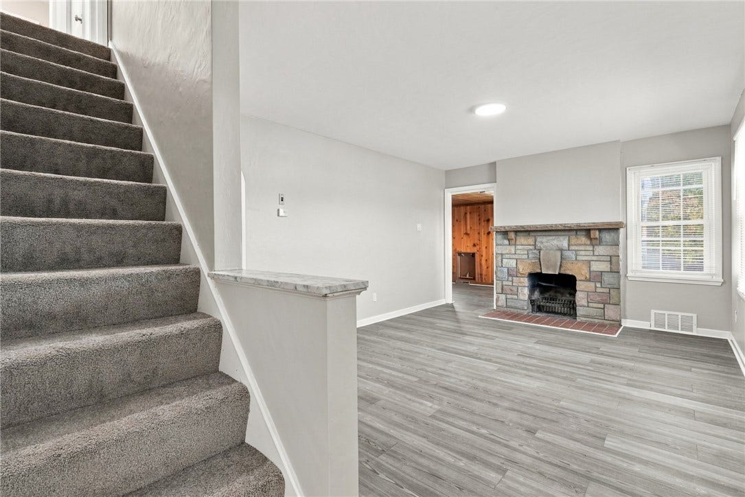 118 MARZOLF ROAD EXT, Pittsburgh, PA 15209