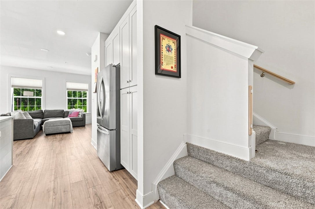 907 Vaughn Lane, Cranberry Twp, PA 16066