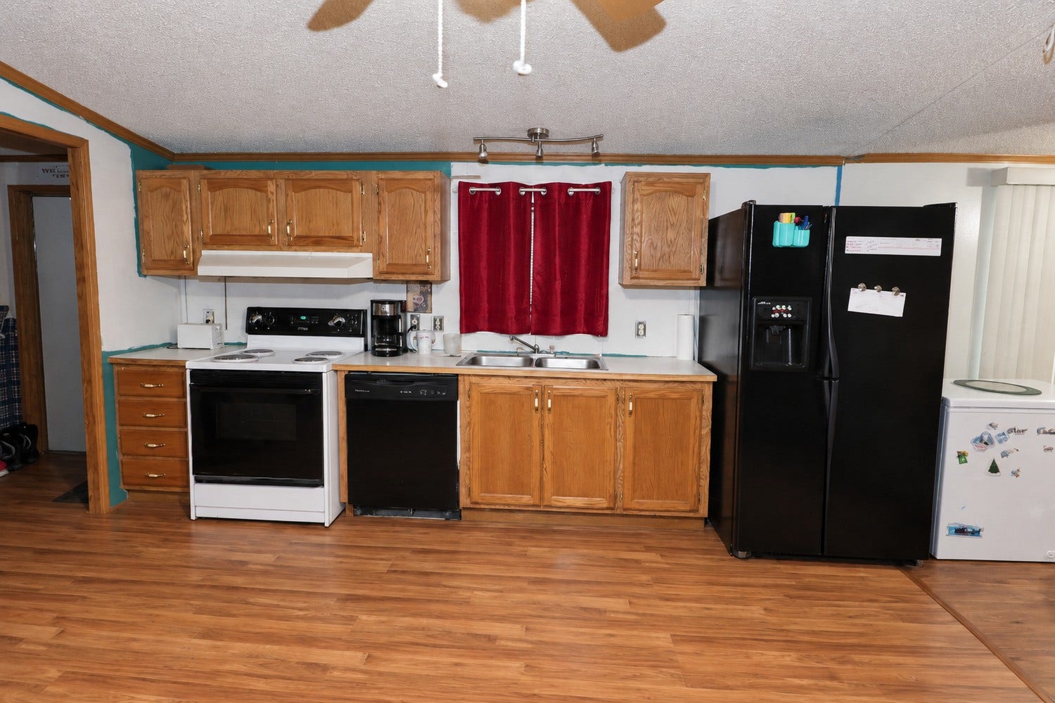 36719 Lake Road, Union City, PA 16438 36719 Lake Road, Union City, PA 16438