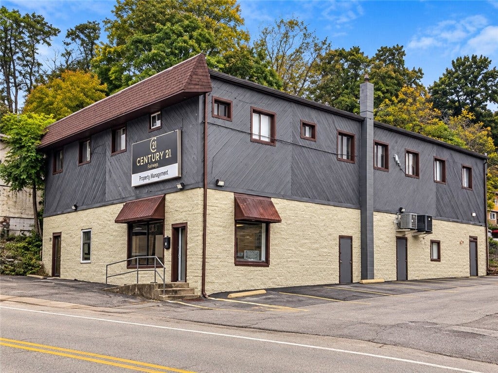 10261 Center Highway, #3, Irwin, PA 15642 10261 Center Highway, #3, Irwin, PA 15642