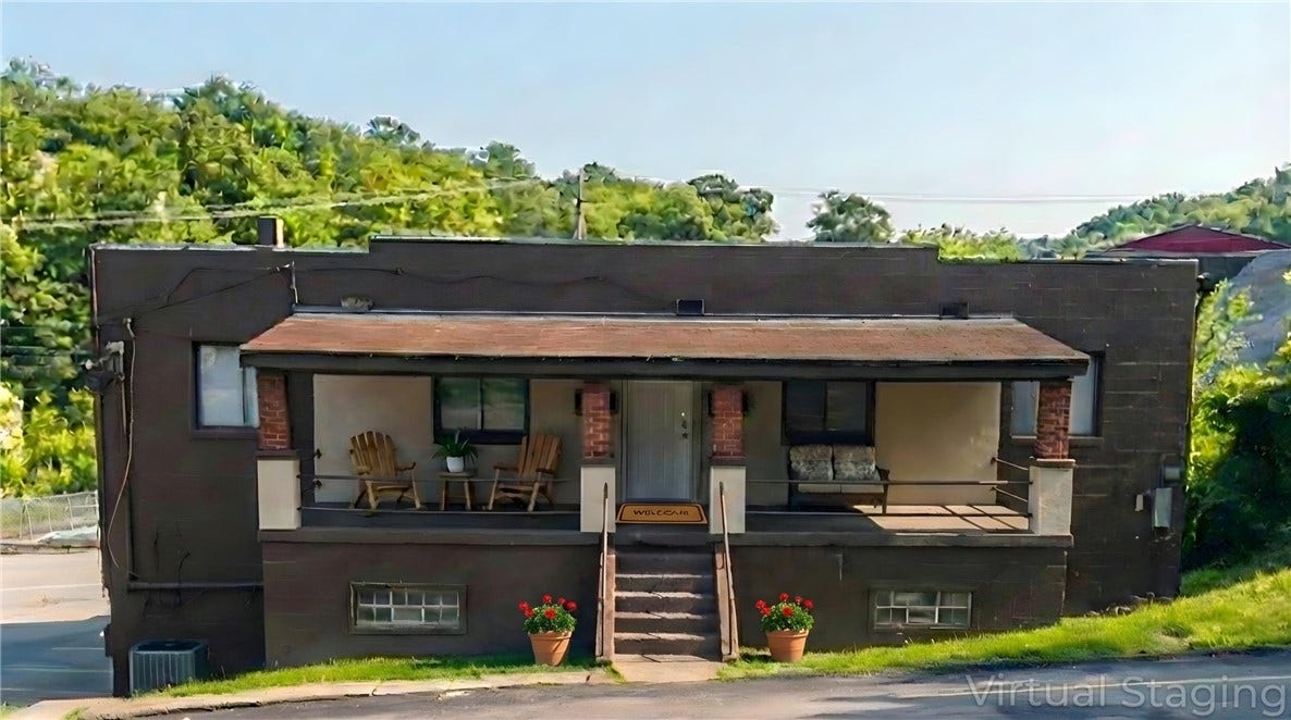10261 Center Highway, #3, Irwin, PA 15642 10261 Center Highway, #3, Irwin, PA 15642