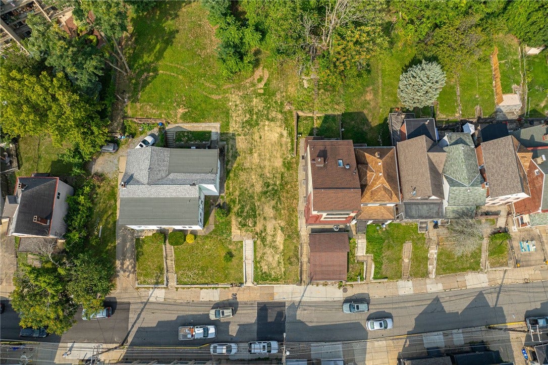 98 Wyoming St, Pittsburgh, PA 15211