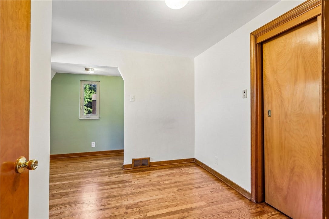 1529 Hawthorne St, Pittsburgh, PA 15201