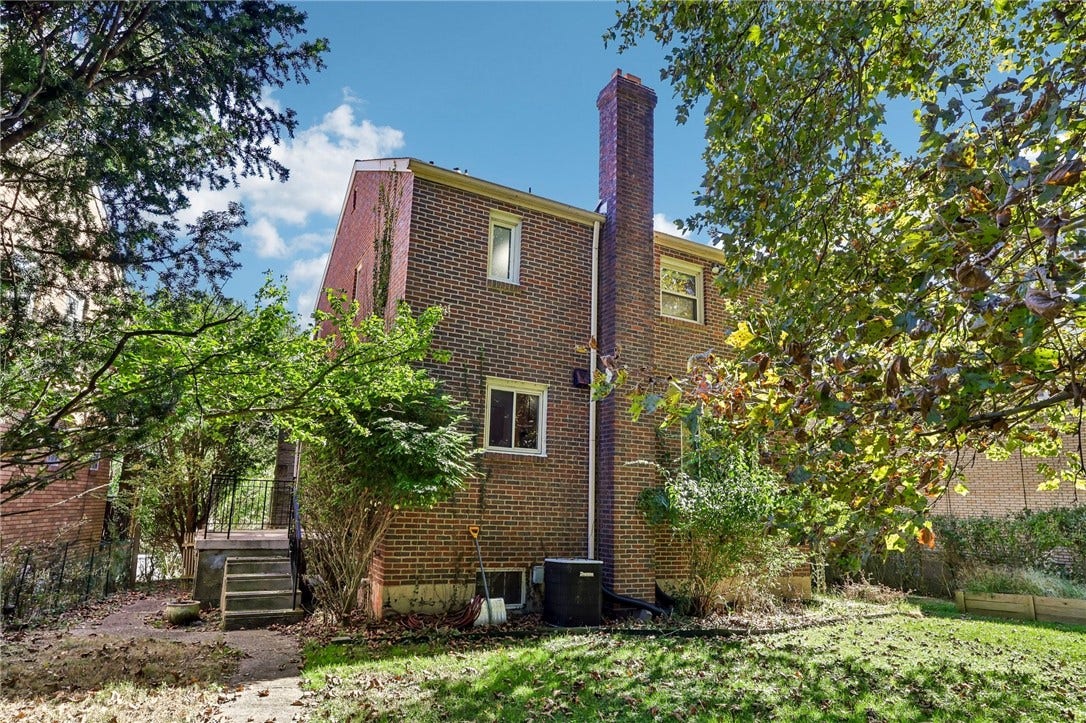 1529 Hawthorne St, Pittsburgh, PA 15201