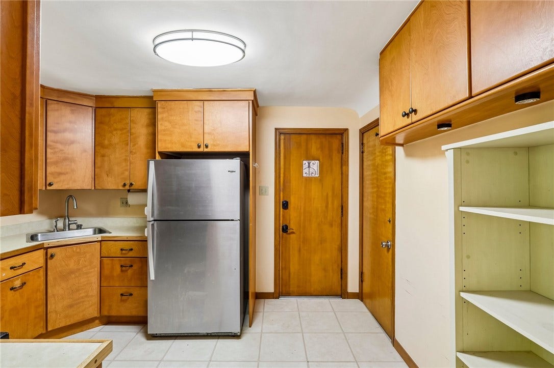 1529 Hawthorne St, Pittsburgh, PA 15201