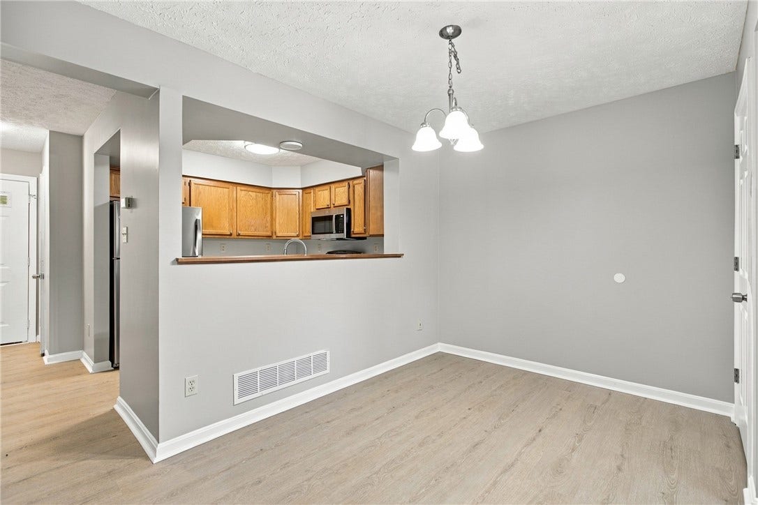 161 Westbrooke Lane, Coraopolis, PA 15108 161 Westbrooke Lane, Coraopolis, PA 15108