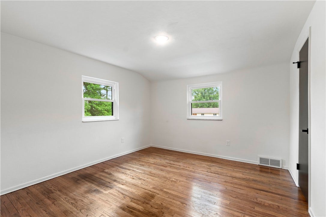 721 Sara Ln, Verona, PA 15147 721 Sara Ln, Verona, PA 15147