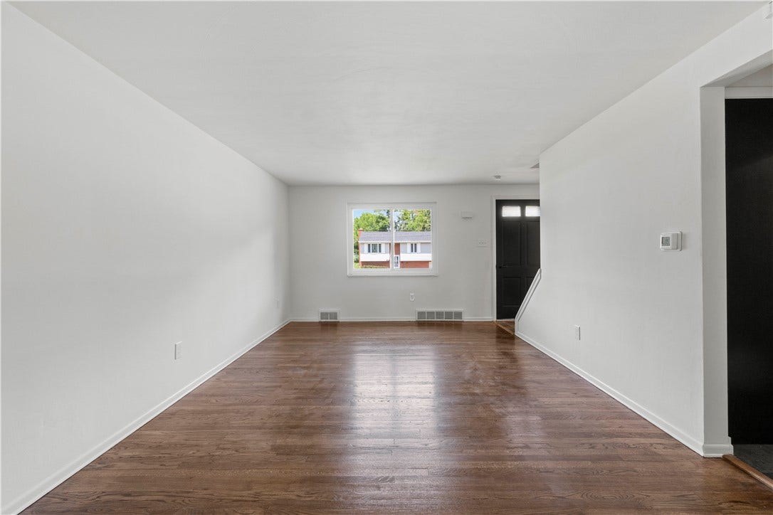 721 Sara Ln, Verona, PA 15147 721 Sara Ln, Verona, PA 15147