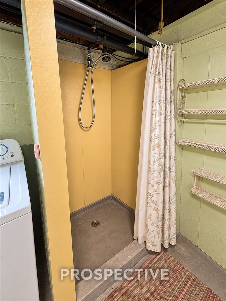 1502 Pennsylvania Ave, West Mifflin, PA 15122