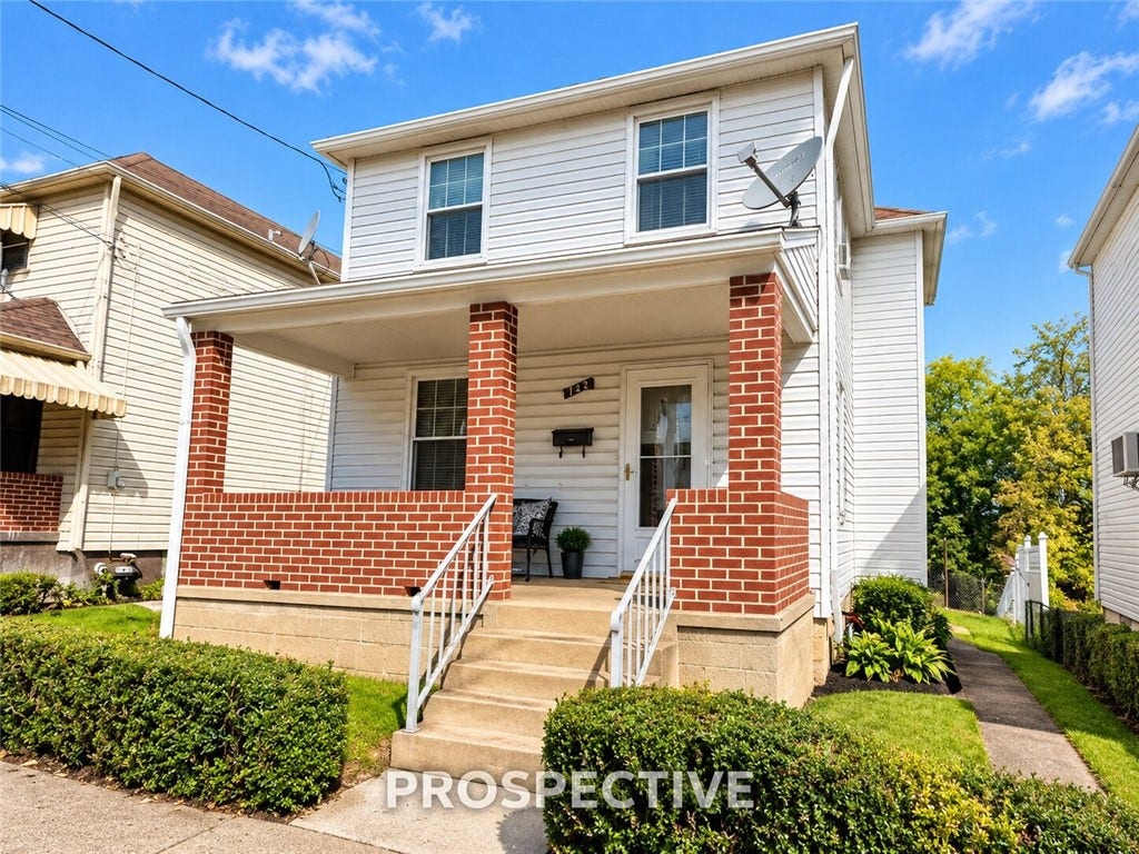 1502 Pennsylvania Ave, West Mifflin, PA 15122