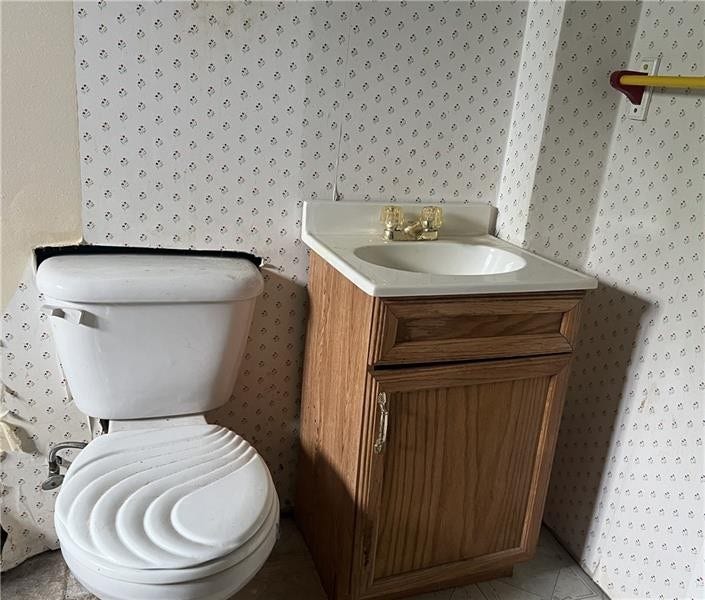 297 Ewings Mill Rd, Coraopolis, PA 15108 297 Ewings Mill Rd, Coraopolis, PA 15108