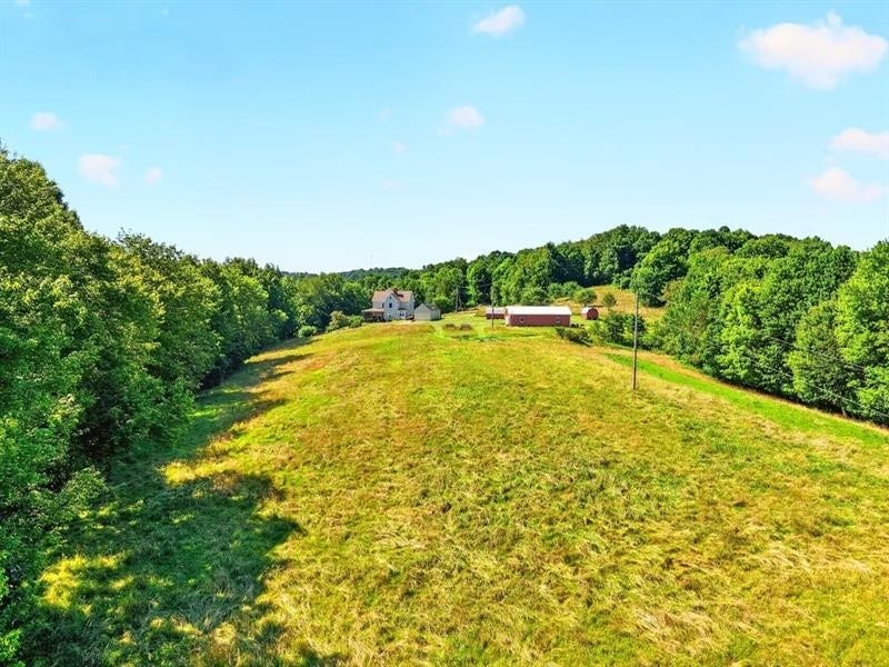 78 Sprowls Rd, Claysville, PA 15323