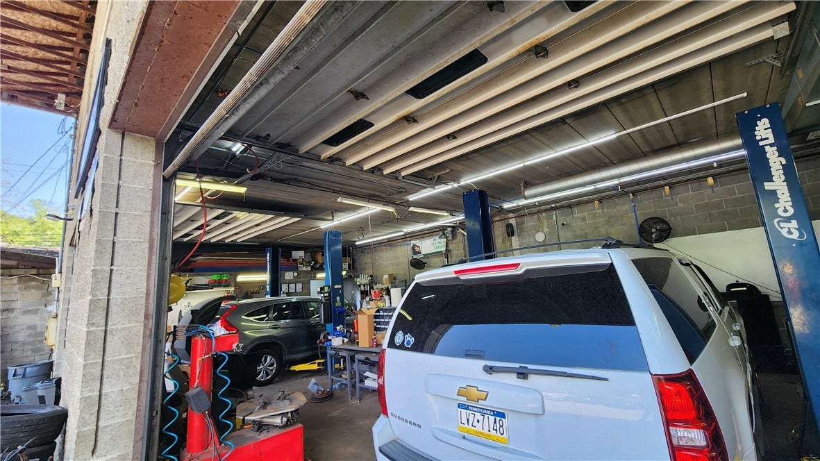 700 Lebanon Rd. (885), West Mifflin, PA 15122 700 Lebanon Rd. (885), West Mifflin, PA 15122
