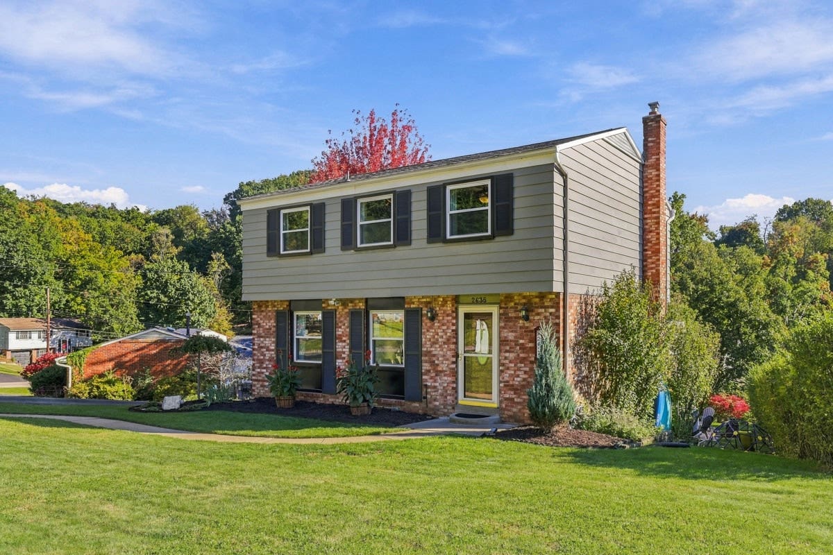 2635 Sapling Dr, Allison Park, PA 15101
