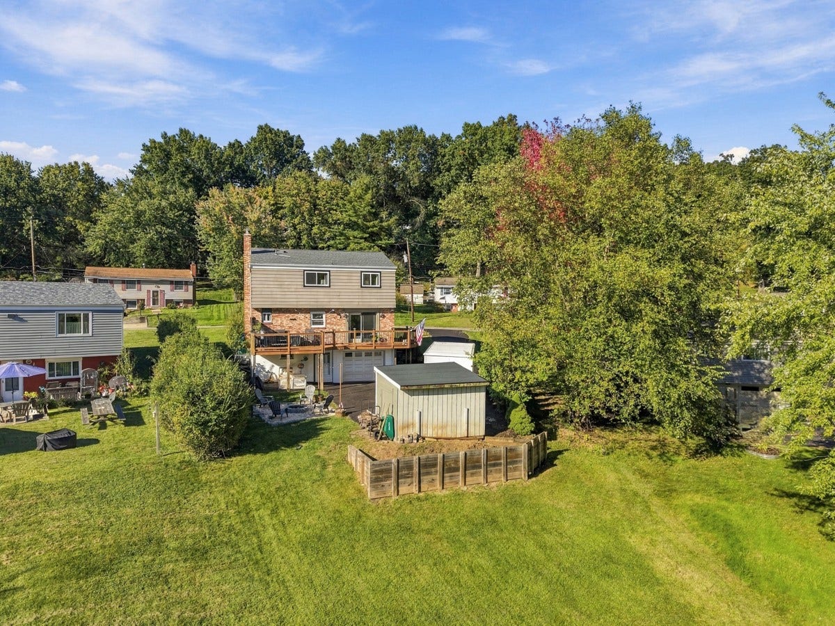 2635 Sapling Dr, Allison Park, PA 15101