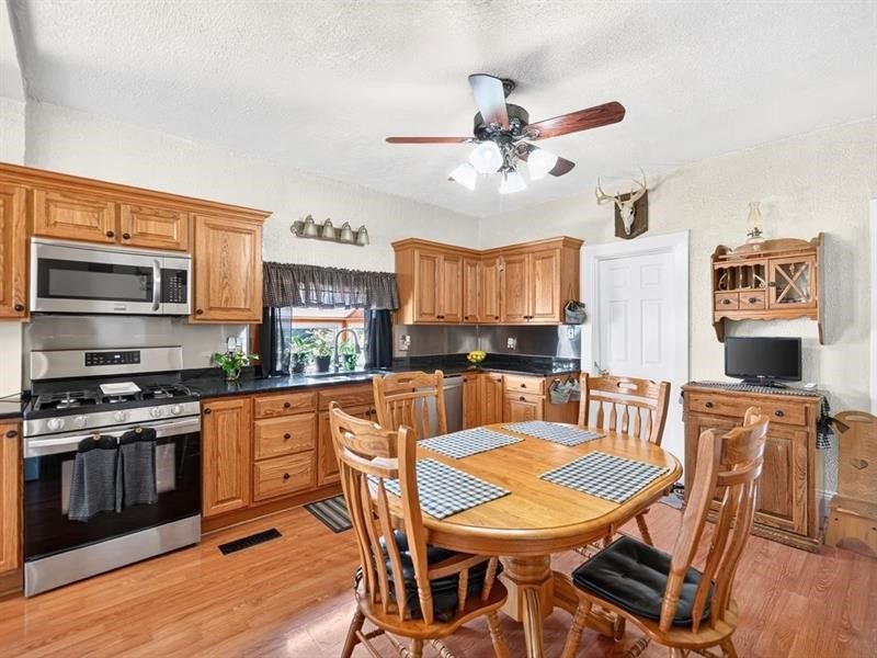 78 Sprowls Rd, Claysville, PA 15323 78 Sprowls Rd, Claysville, PA 15323