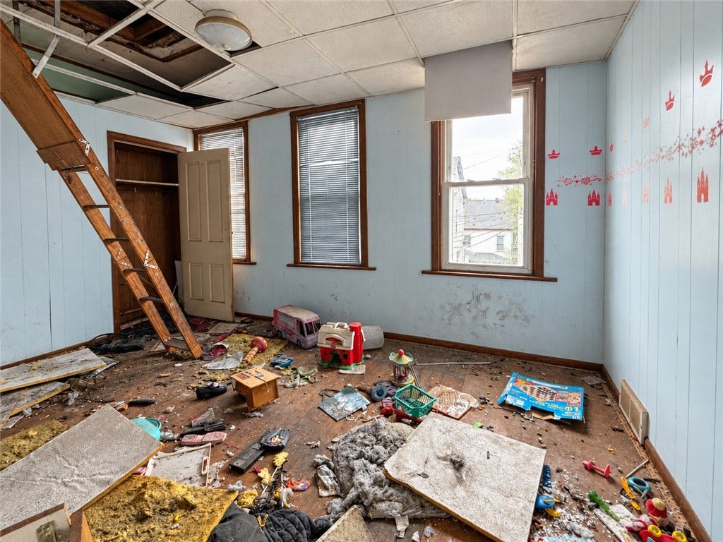 2304 Eccles Street, Pittsburgh, PA 15210 2304 Eccles Street, Pittsburgh, PA 15210