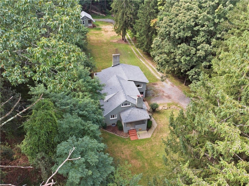 311 Redgate Rd, Sewickley, PA 15143