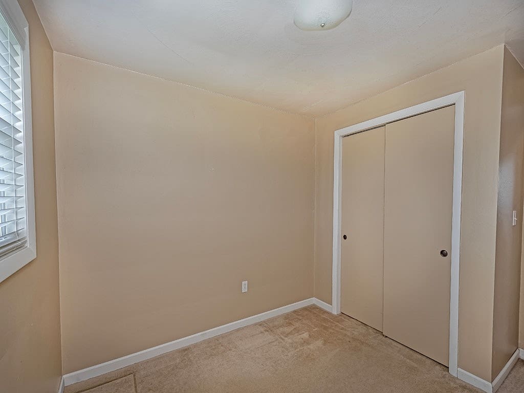 308 Welsh Rd, Evans City, PA 16033
