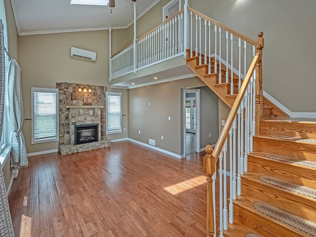 308 Welsh Rd, Evans City, PA 16033