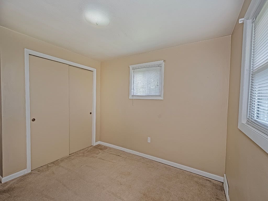 308 Welsh Rd, Evans City, PA 16033