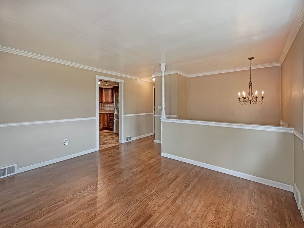 308 Welsh Rd, Evans City, PA 16033