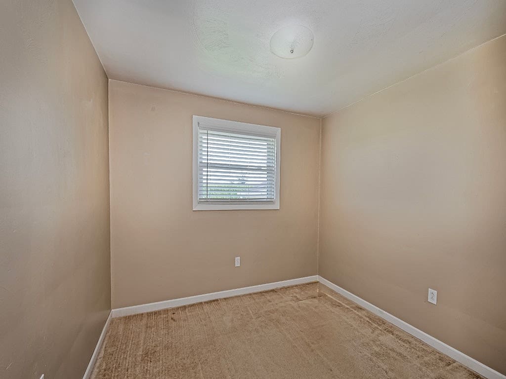 308 Welsh Rd, Evans City, PA 16033