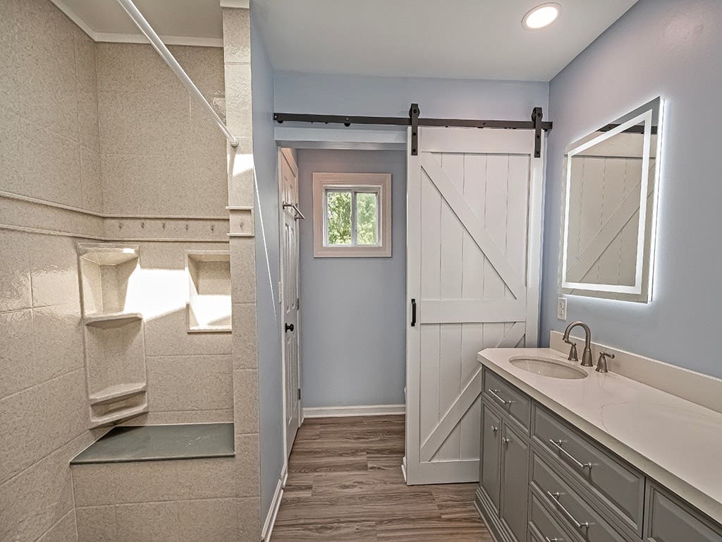 308 Welsh Rd, Evans City, PA 16033