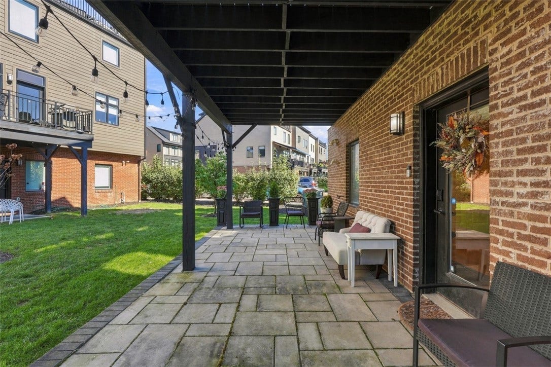 6447 Danielle St, Pittsburgh, PA 15206 Back Patio that opens to green space/back yard