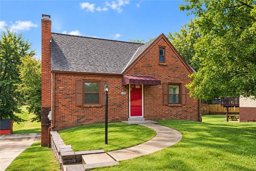 129 Lily Dr, Glenshaw, PA 15116 129 Lily Dr, Glenshaw, PA 15116