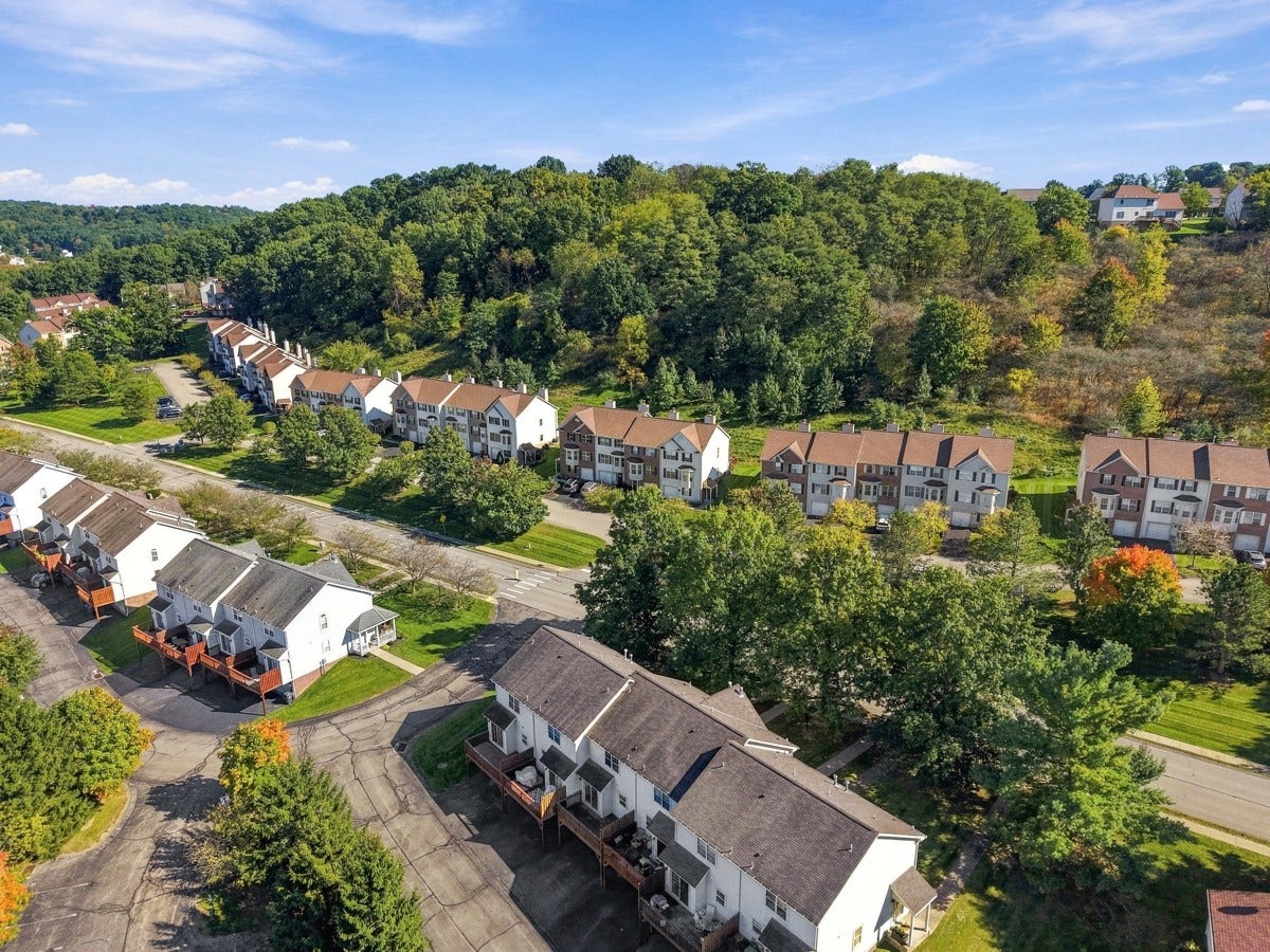 306 Castle Creek Drive, Seven Fields, PA 16046 306 Castle Creek Drive, Seven Fields, PA 16046