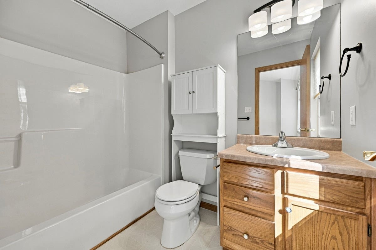 306 Castle Creek Drive, Seven Fields, PA 16046 306 Castle Creek Drive, Seven Fields, PA 16046