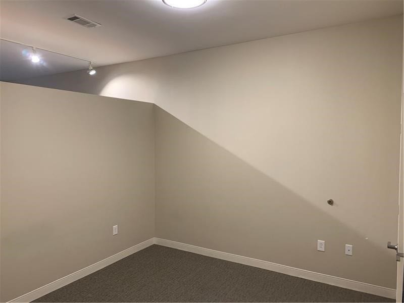 1655 Fifth Avenuw, #406, Pittsburgh, PA 15219