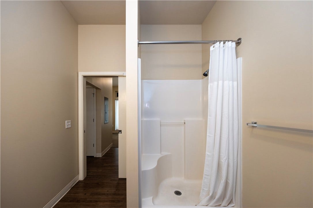 1655 Fifth Avenuw, #406, Pittsburgh, PA 15219