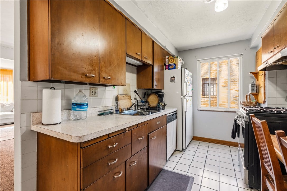 98 Poplar Dr, Pittsburgh, PA 15228 98 Poplar Dr, Pittsburgh, PA 15228