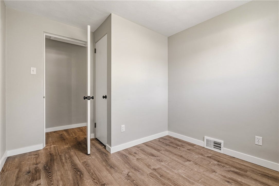98 Poplar Dr, Pittsburgh, PA 15228 98 Poplar Dr, Pittsburgh, PA 15228