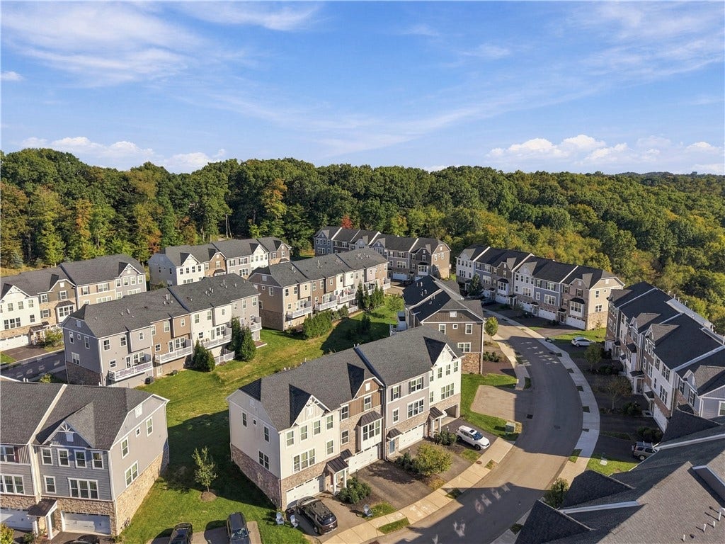 139 Curtis Ct, Pittsburgh, PA 15237 139 Curtis Ct, Pittsburgh, PA 15237