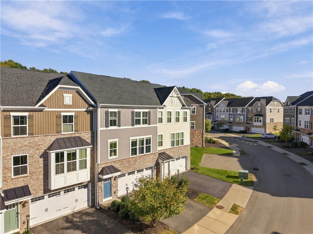 139 Curtis Ct, Pittsburgh, PA 15237 139 Curtis Ct, Pittsburgh, PA 15237