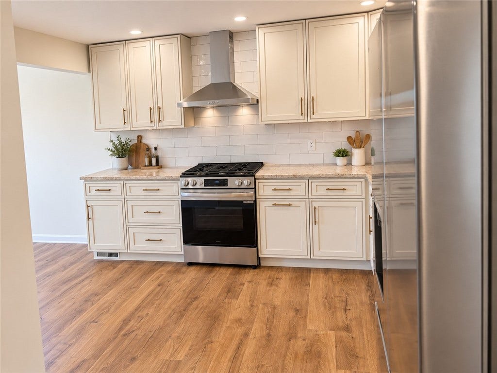 210 Sunny Drive, Baldwin Boro, PA 15236 210 Sunny Drive, Baldwin Boro, PA 15236